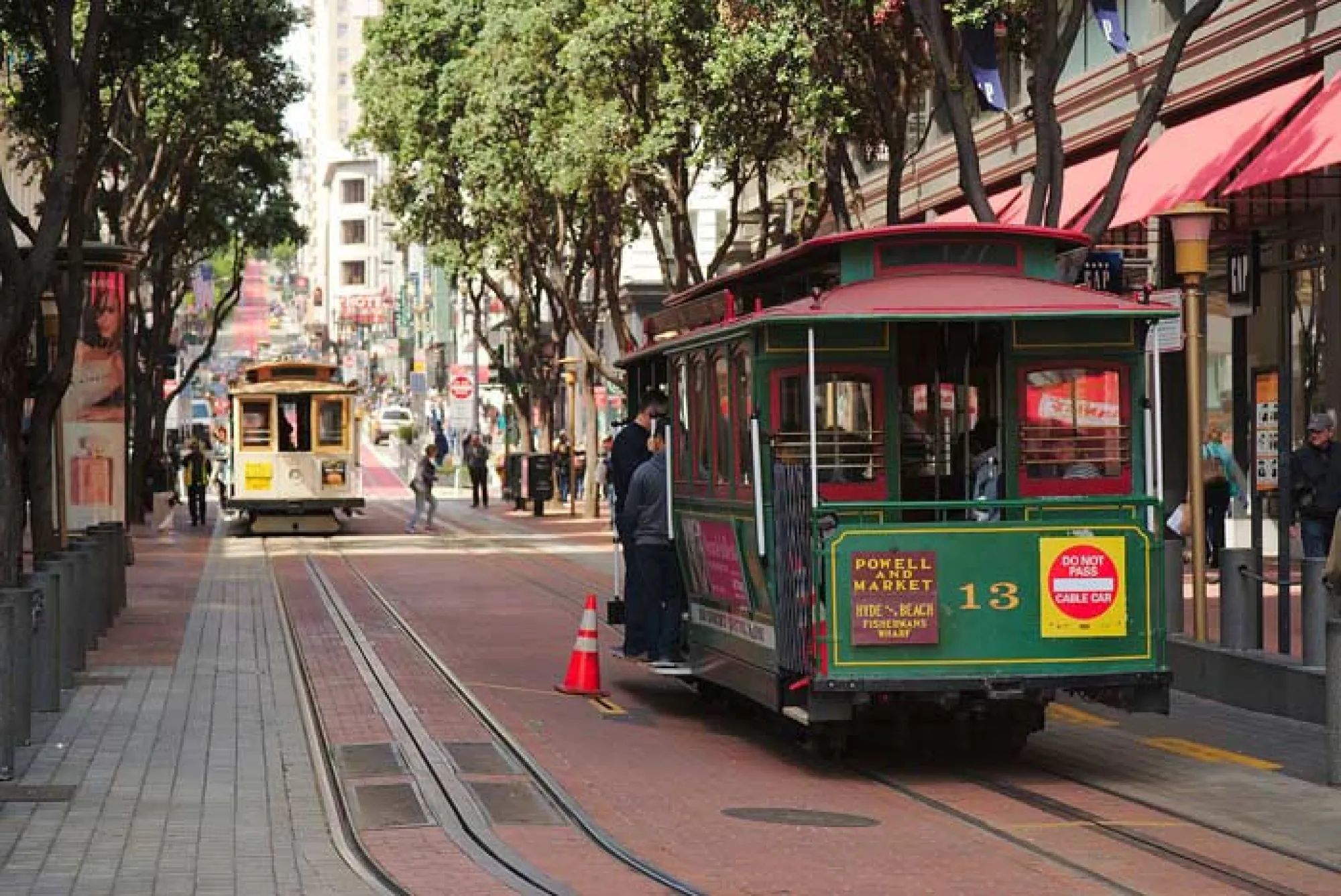 Канатный трамвай. Канатный трамвай Сан-Франциско. Сан Франциско Cable car. Канатный трамвайчик в Сан Франциско. Канатная дорога Сан Франциско.