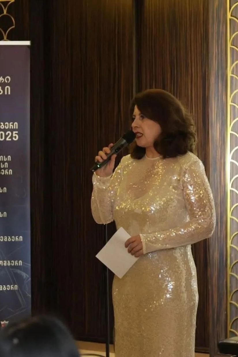 ღამის სერენადები