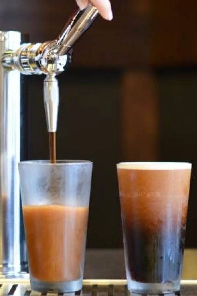 ყავა ლუდის ეფექტით - რატომ
უყვართ ნიტრო ყავა?